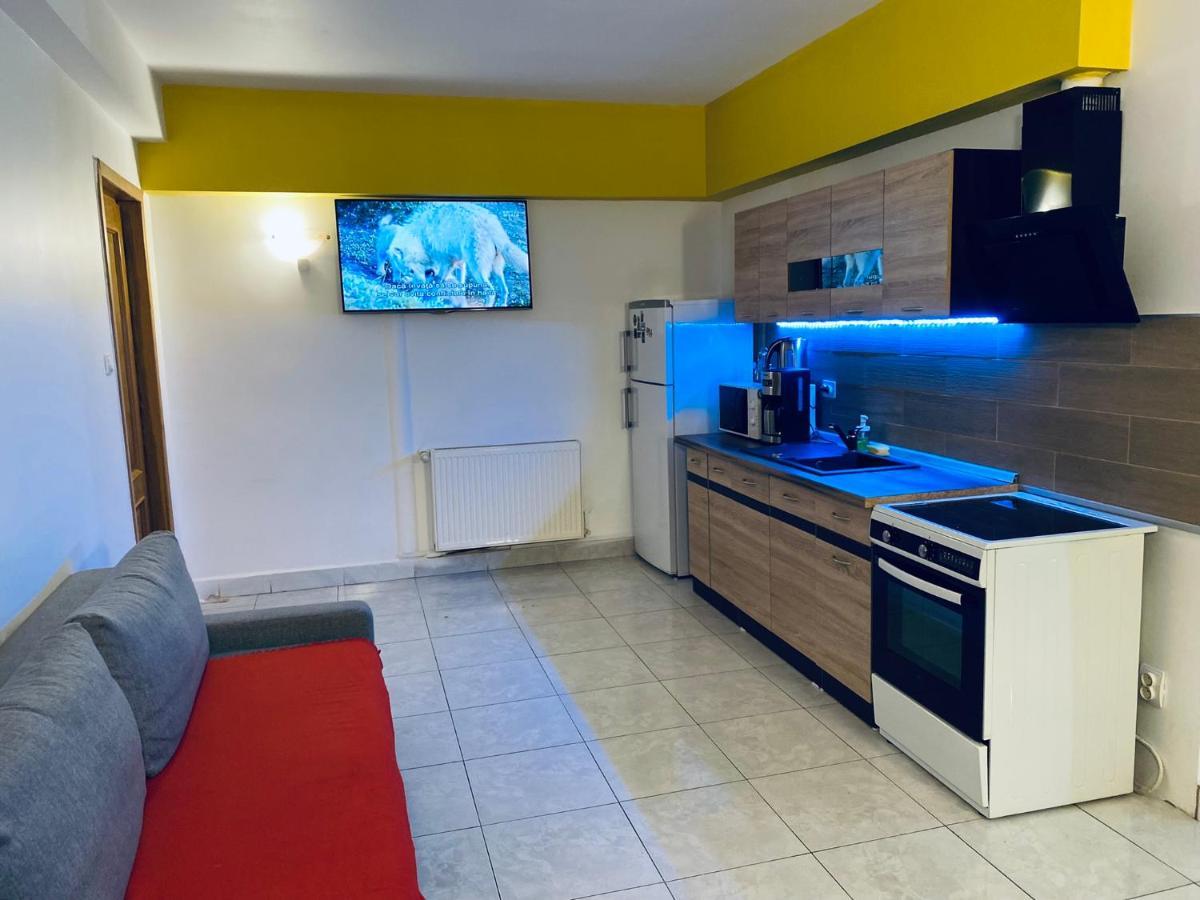 The Lincoln Suites - Central Shabbat Friendly Apartments Bucareste Exterior foto