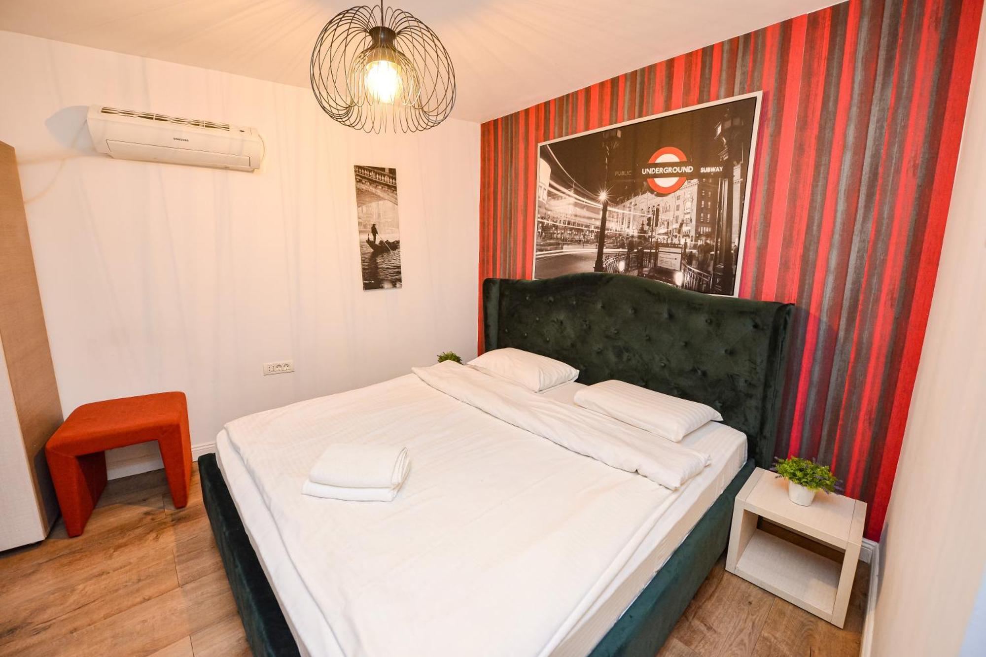 The Lincoln Suites - Central Shabbat Friendly Apartments Bucareste Exterior foto