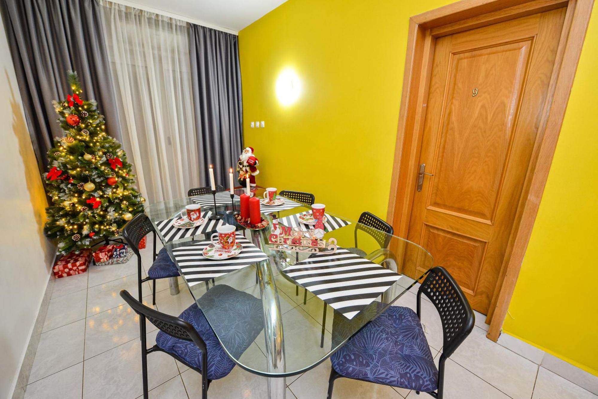 The Lincoln Suites - Central Shabbat Friendly Apartments Bucareste Exterior foto