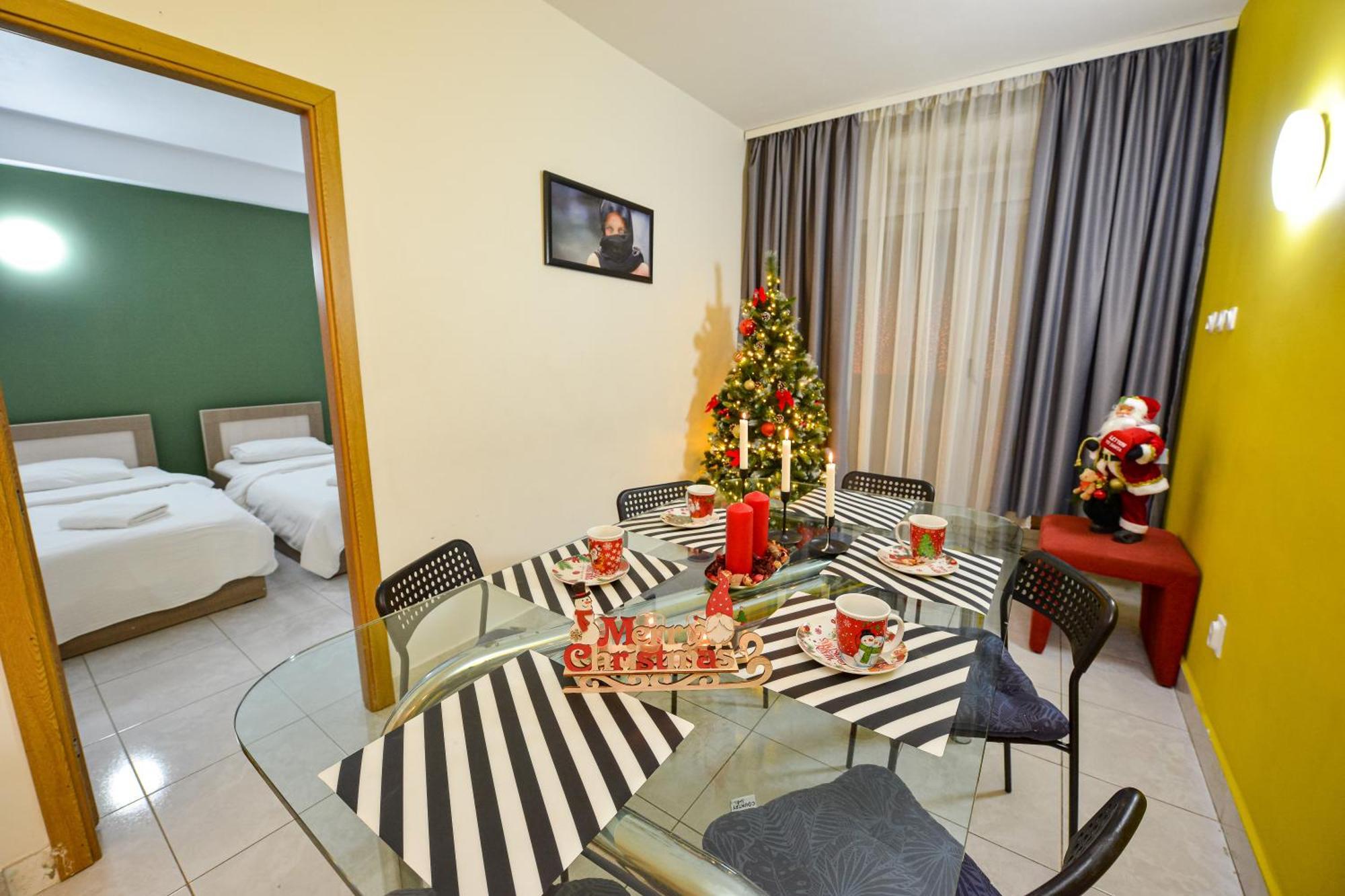The Lincoln Suites - Central Shabbat Friendly Apartments Bucareste Exterior foto