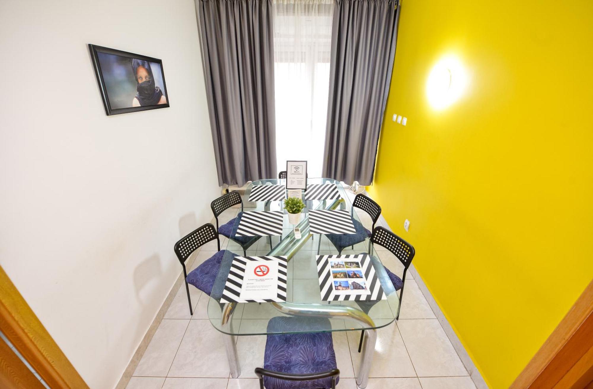 The Lincoln Suites - Central Shabbat Friendly Apartments Bucareste Exterior foto