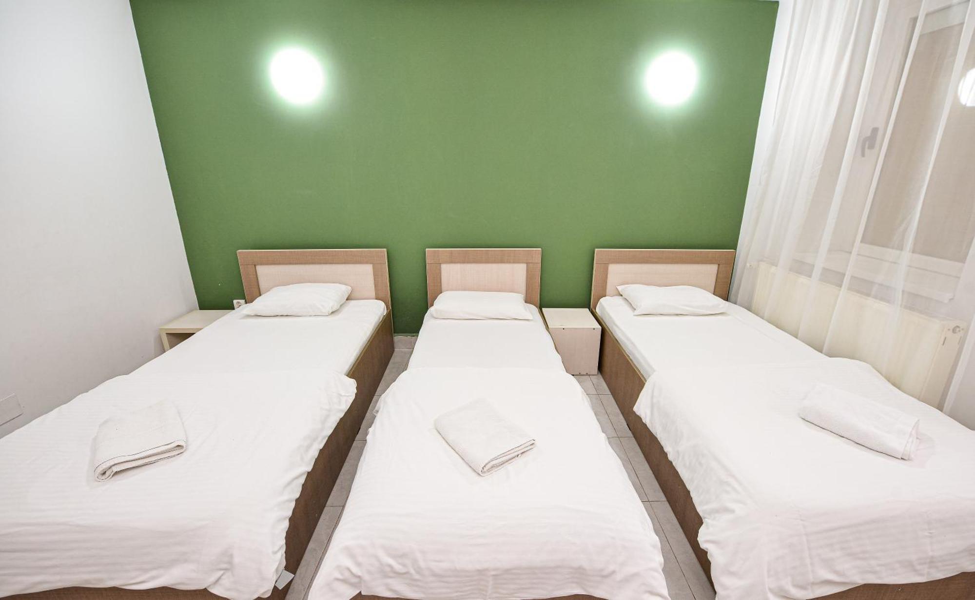The Lincoln Suites - Central Shabbat Friendly Apartments Bucareste Exterior foto